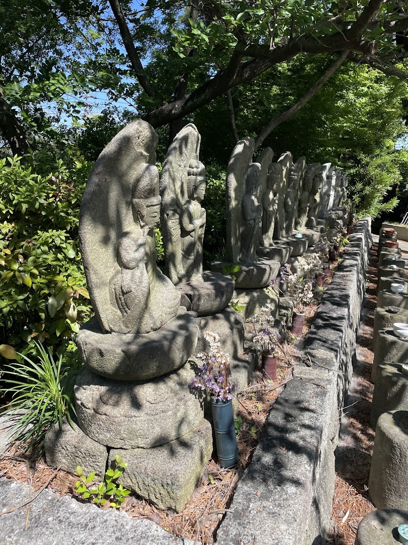救衆山 海平教寺 阿弥陀院の写真