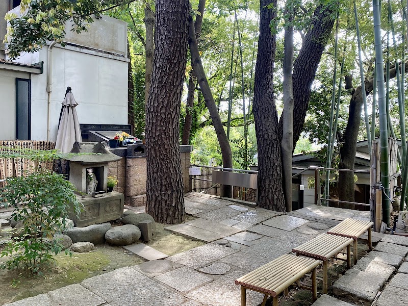 蓮華寺附属哲学堂動物霊園 東京のペット霊園 ペット供養 動物供養の写真