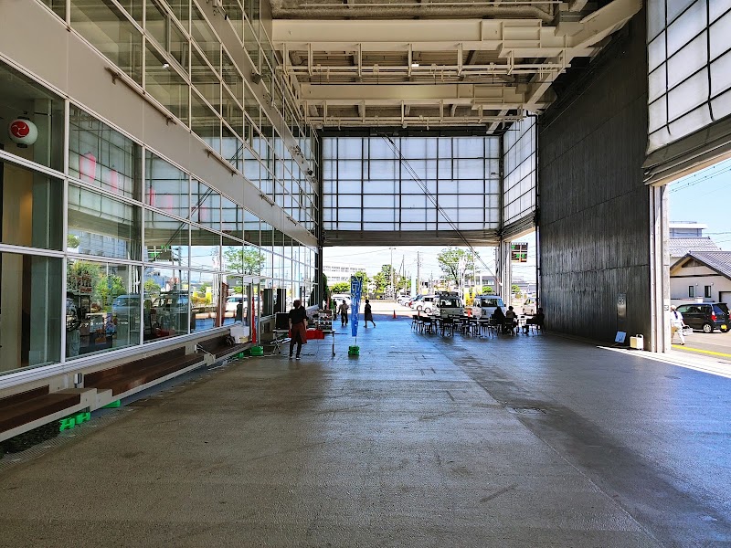 新発田市役所の写真